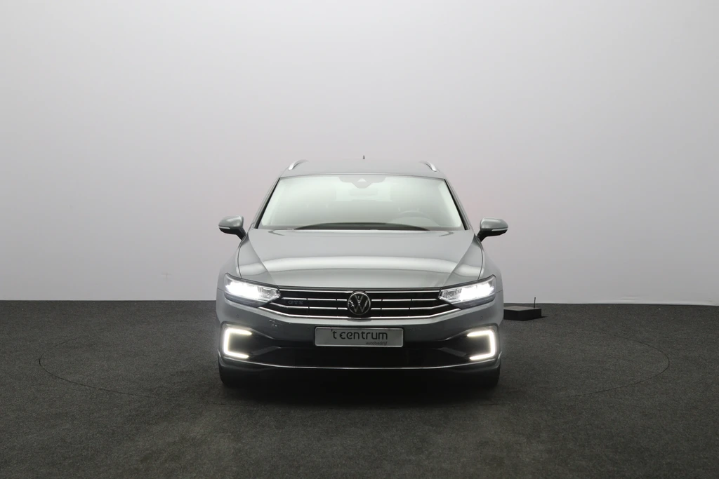 Volkswagen Passat – foto 8