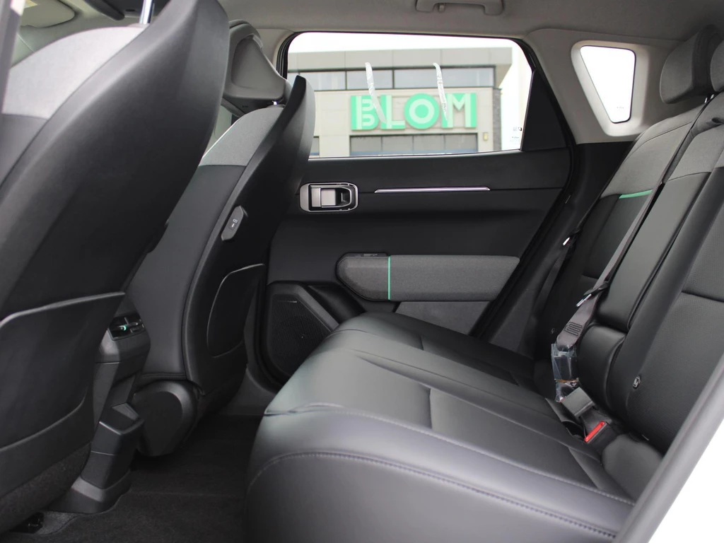 Kia EV4 – foto 24