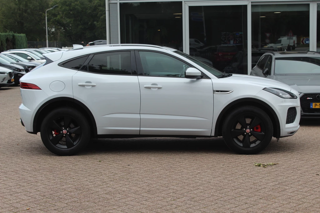 Jaguar E-PACE – foto 6
