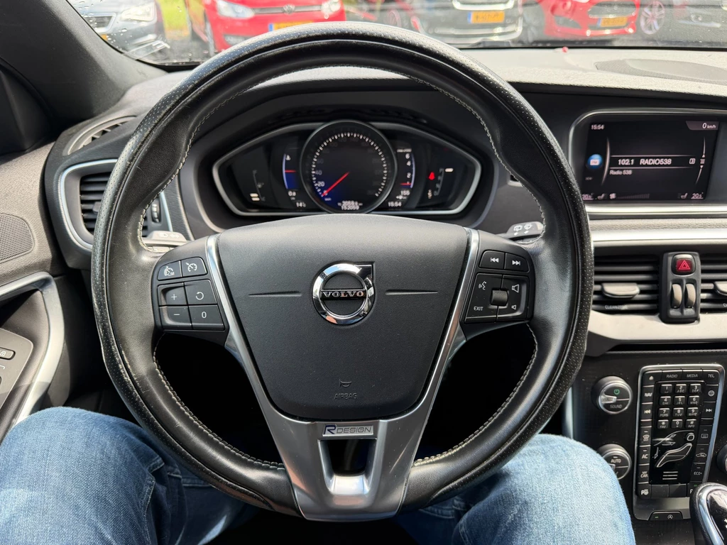 Volvo V40 – foto 14
