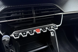 Peugeot 208 – thumbnail 25