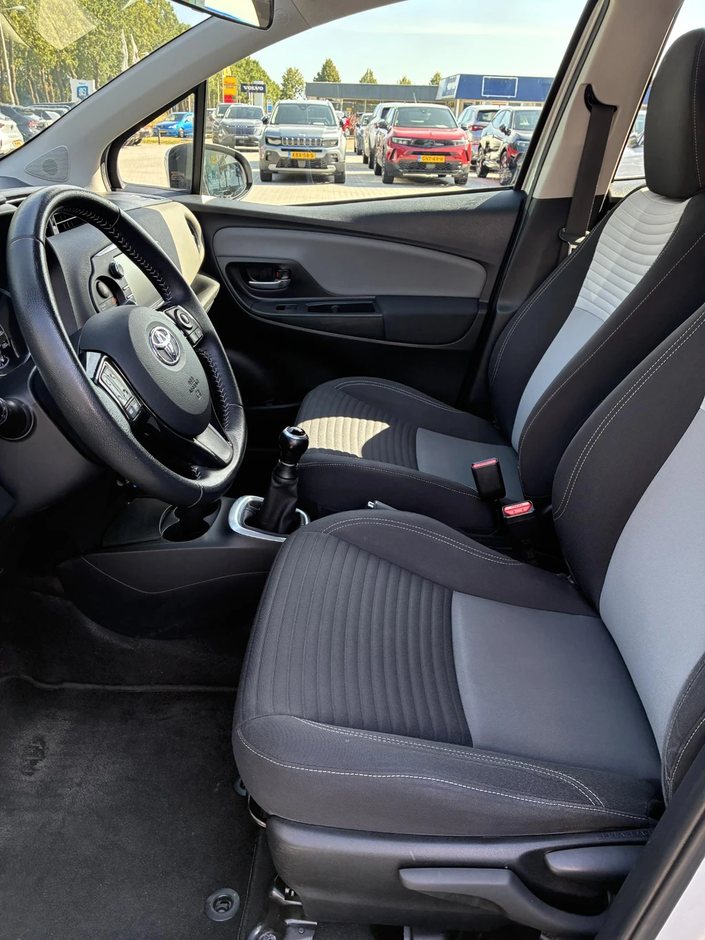 Toyota Yaris – foto 15