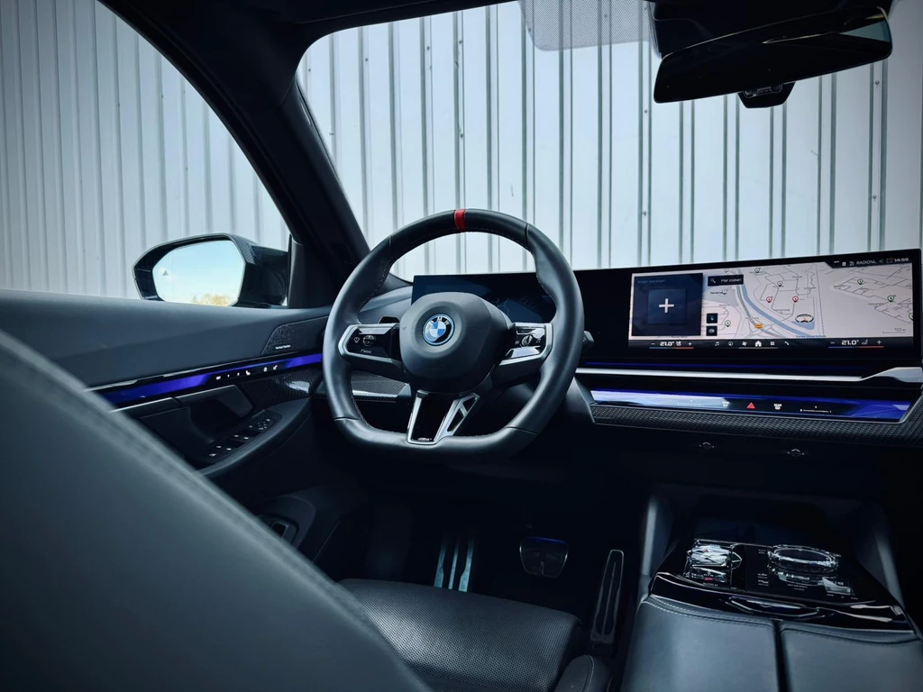 BMW i5 – foto 23