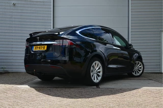 Tesla Model X – thumbnail 5