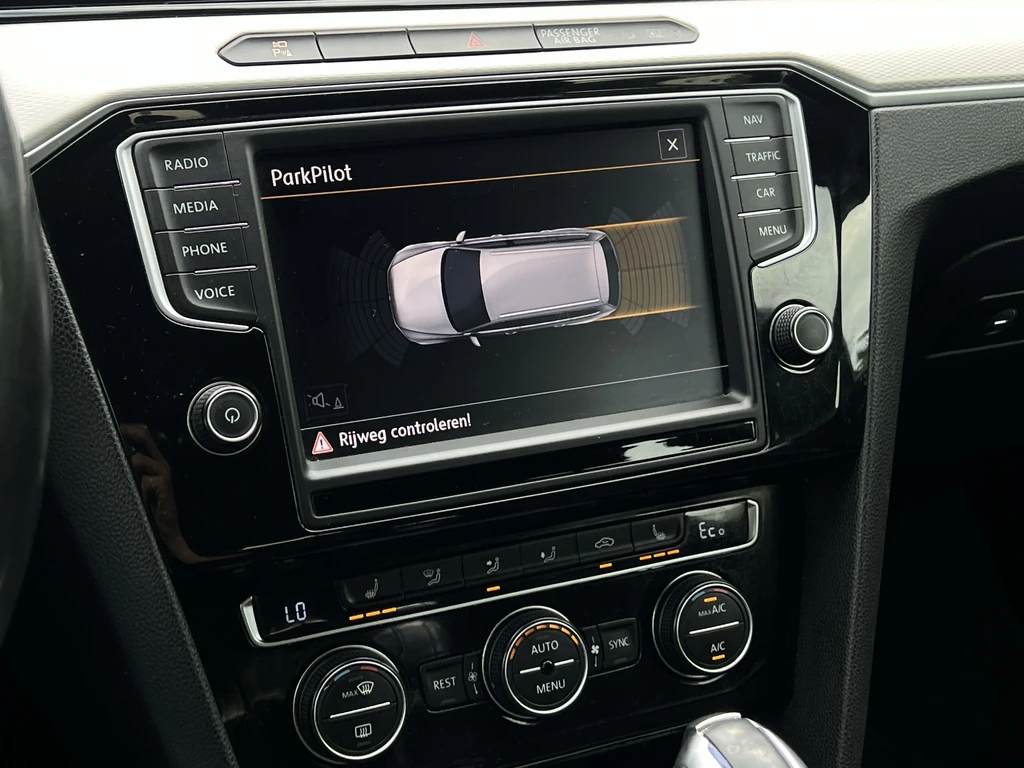 Volkswagen Passat – foto 43