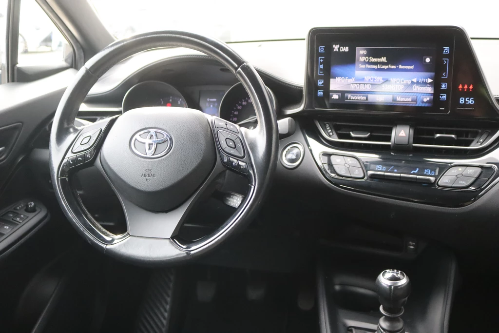 Toyota C-HR – foto 17