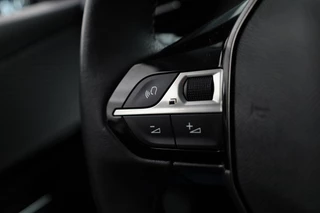 Peugeot 208 – thumbnail 11
