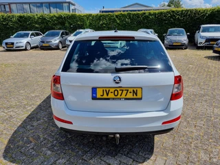 Škoda Octavia – thumbnail 4