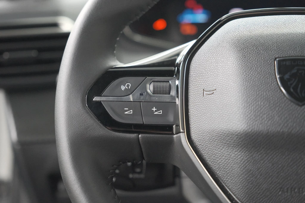 Peugeot e-2008 – foto 43