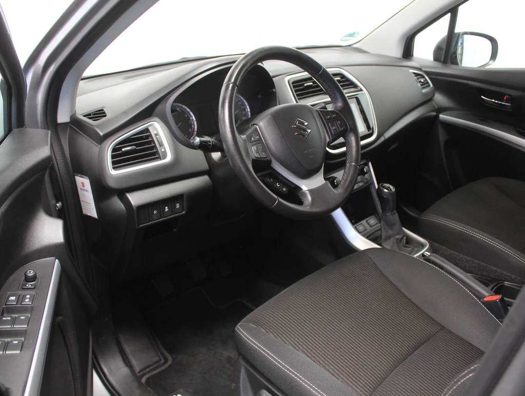 Suzuki S-Cross – foto 13