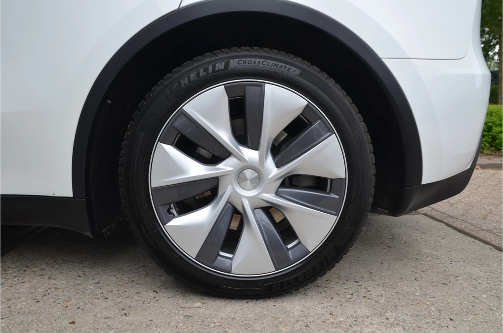 Tesla Model Y – foto 35