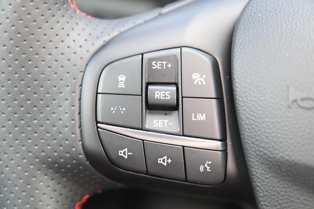 Ford Kuga – foto 34