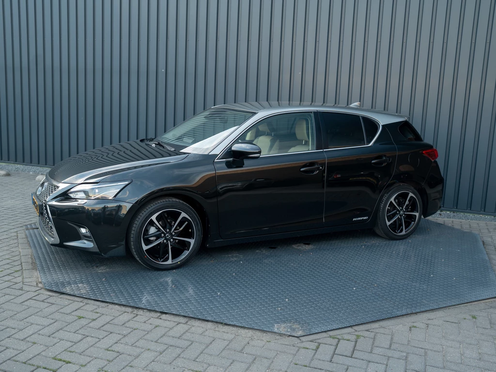 Lexus CT – foto 2