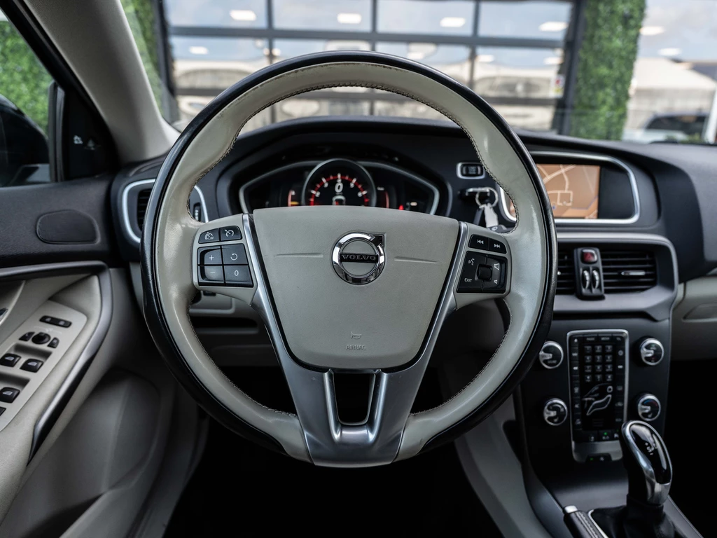 Volvo V40 – foto 28