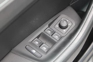 Volkswagen Passat – thumbnail 21