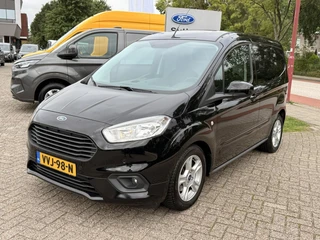 Ford Transit Courier – thumbnail 1