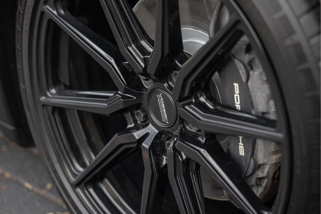 Porsche Taycan – foto 16
