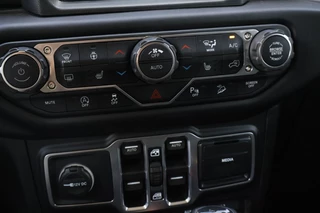 Jeep Wrangler – thumbnail 41