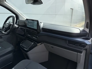 Ford Tourneo Custom – thumbnail 8