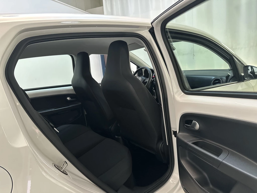Volkswagen up! – foto 16