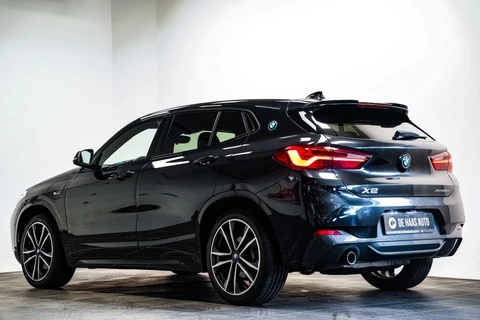 BMW X2 xDrive25e M Sport|Camera|Led|19 inch|Head up|Acc