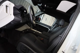 Land Rover Defender – thumbnail 21