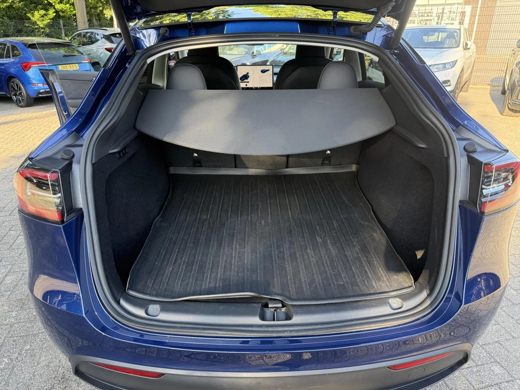 Tesla Model Y – foto 12