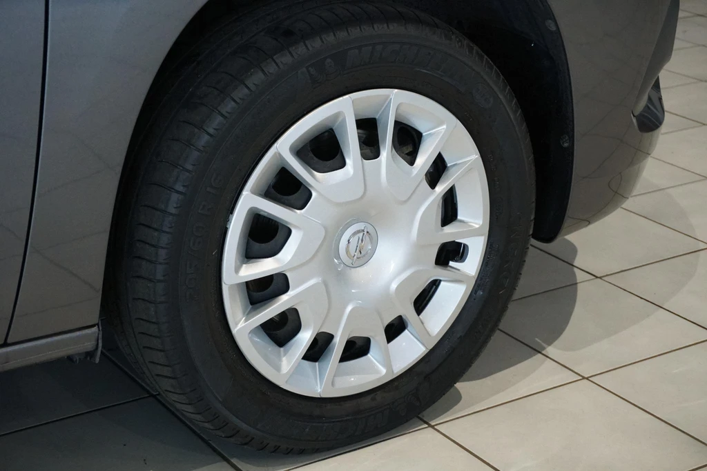 Opel Combo – foto 23