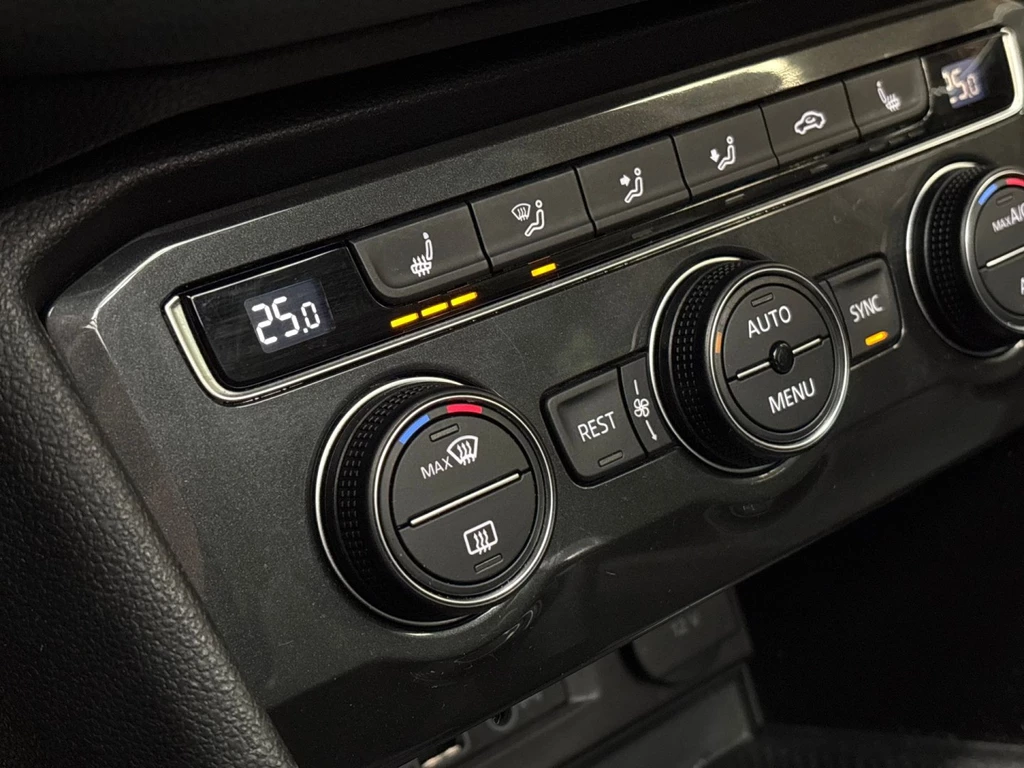 Volkswagen Tiguan – foto 11