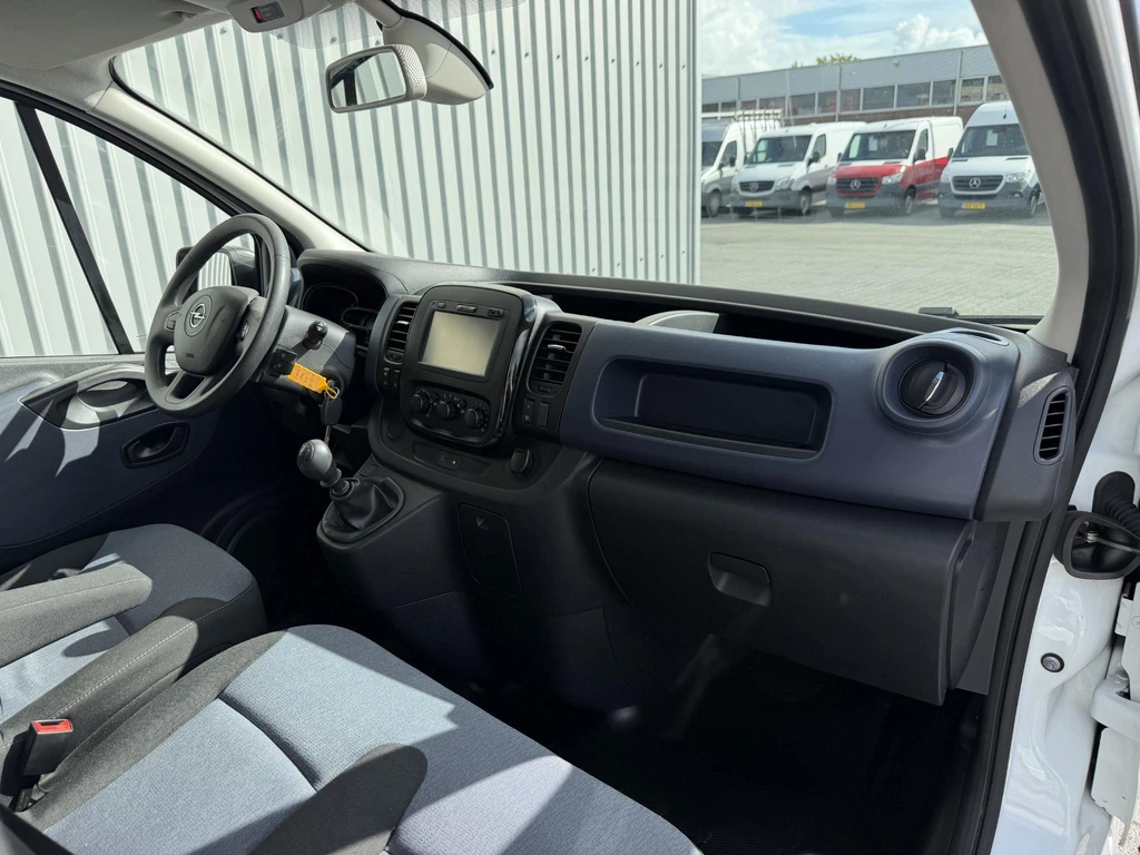 Opel Vivaro – foto 10