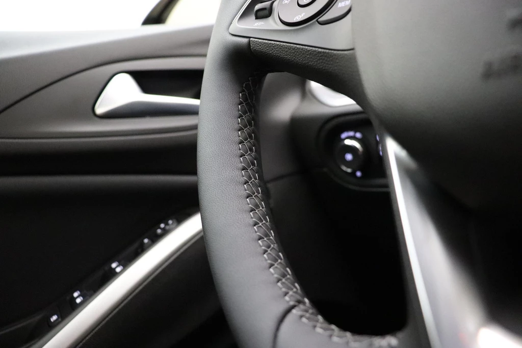 Opel Grandland – foto 17
