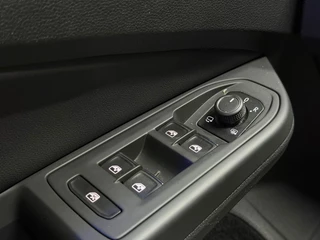 Volkswagen Golf – thumbnail 30