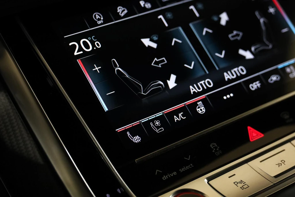 Audi RSQ8 – foto 35