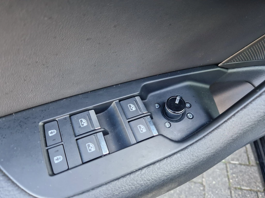 Audi S6 – foto 11