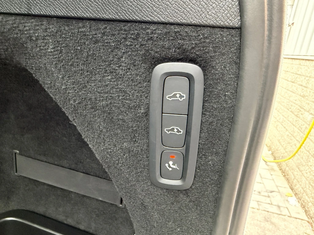 Volvo XC90 – foto 17