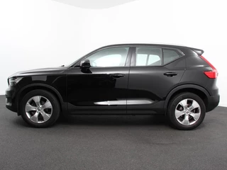 Volvo XC40 – thumbnail 2