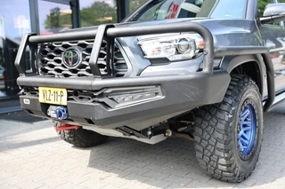 Toyota Hilux – thumbnail 5