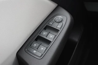 Renault Clio – thumbnail 19