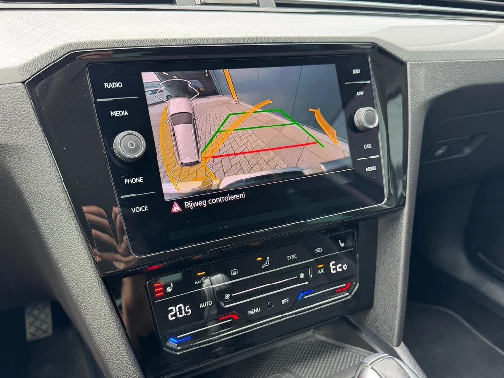 Volkswagen Passat – foto 14