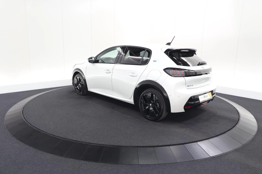 Peugeot e-208 – foto 6