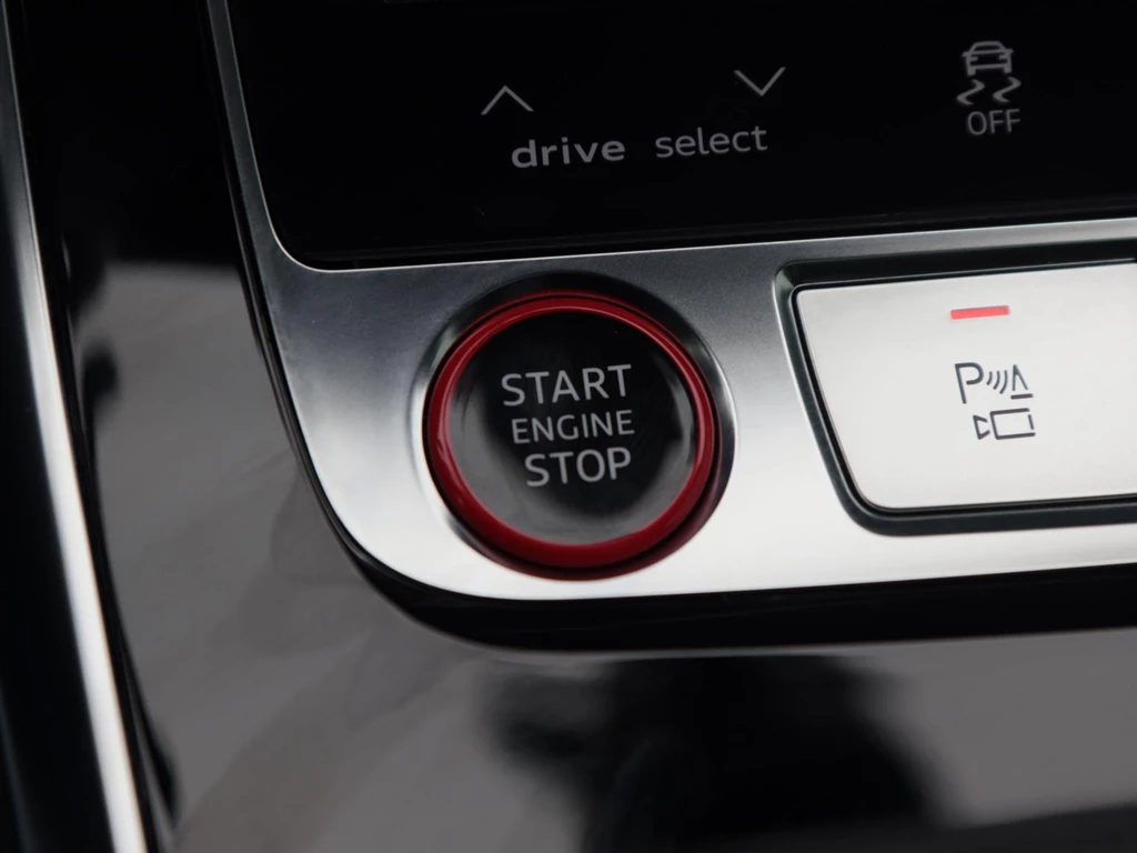 Audi RSQ8 – foto 46