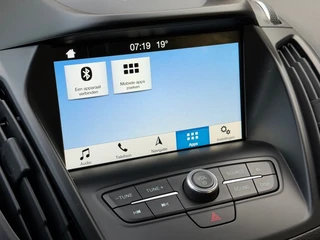 Ford Kuga – thumbnail 23