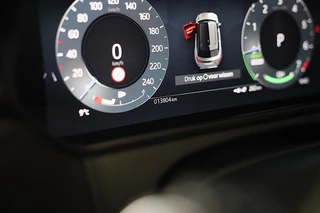 Land Rover Range Rover Velar – thumbnail 42