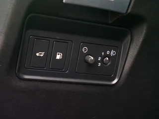Land Rover Range Rover Evoque – thumbnail 31