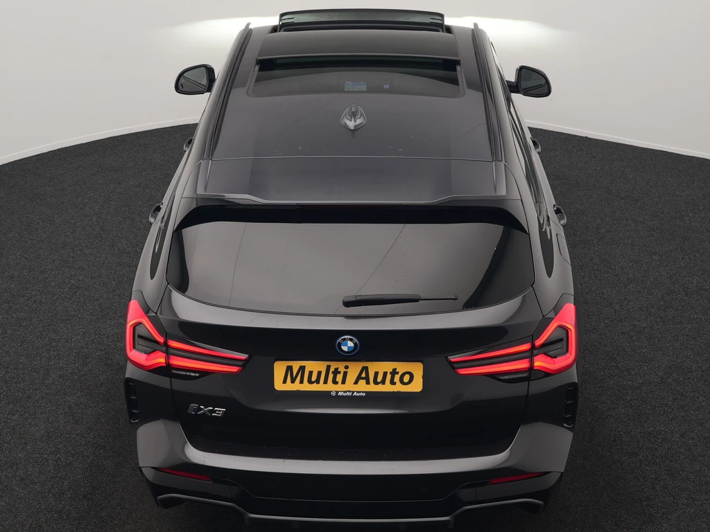 BMW iX3 – foto 6