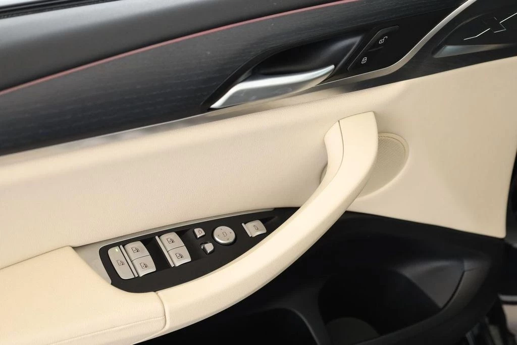 BMW X4 – foto 17