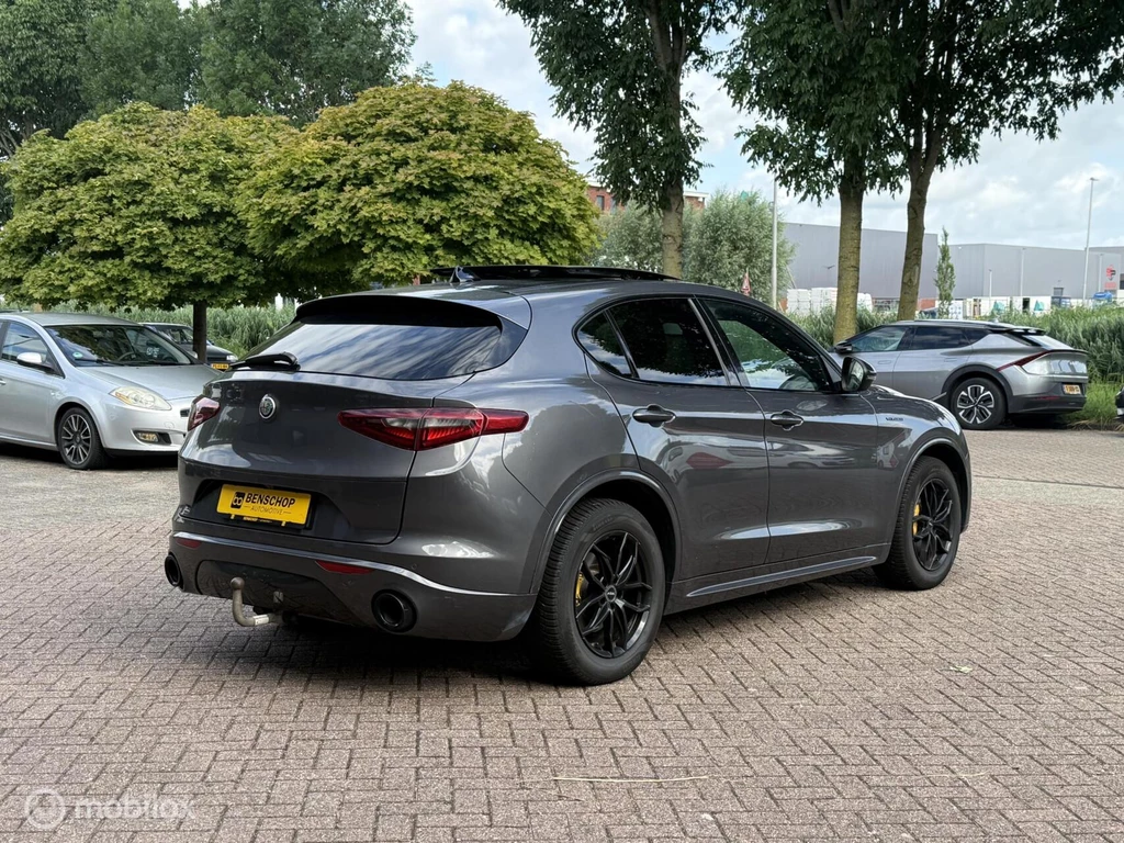 Alfa Romeo Stelvio – foto 4
