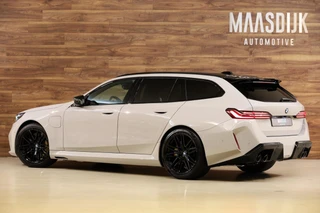 BMW M5 – thumbnail 4