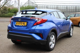 Toyota C-HR – thumbnail 5