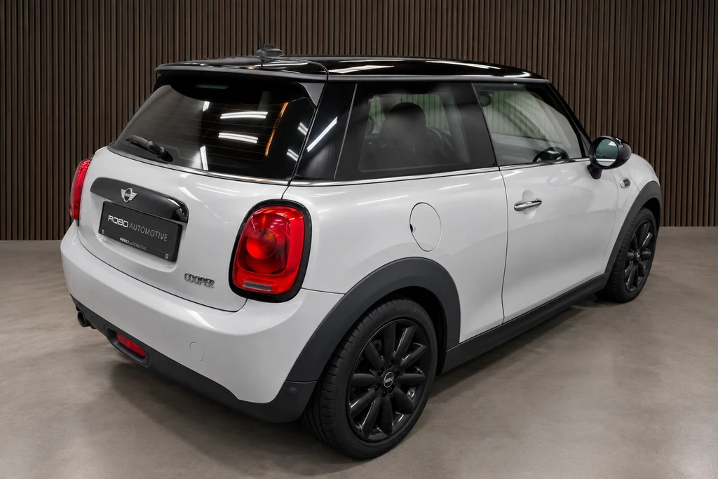 MINI 3-deurs – foto 2